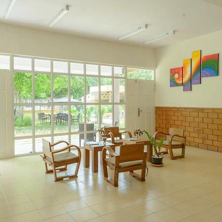 Veyli Residence Maldives, Fuvahmulah Addu City Exterior foto
